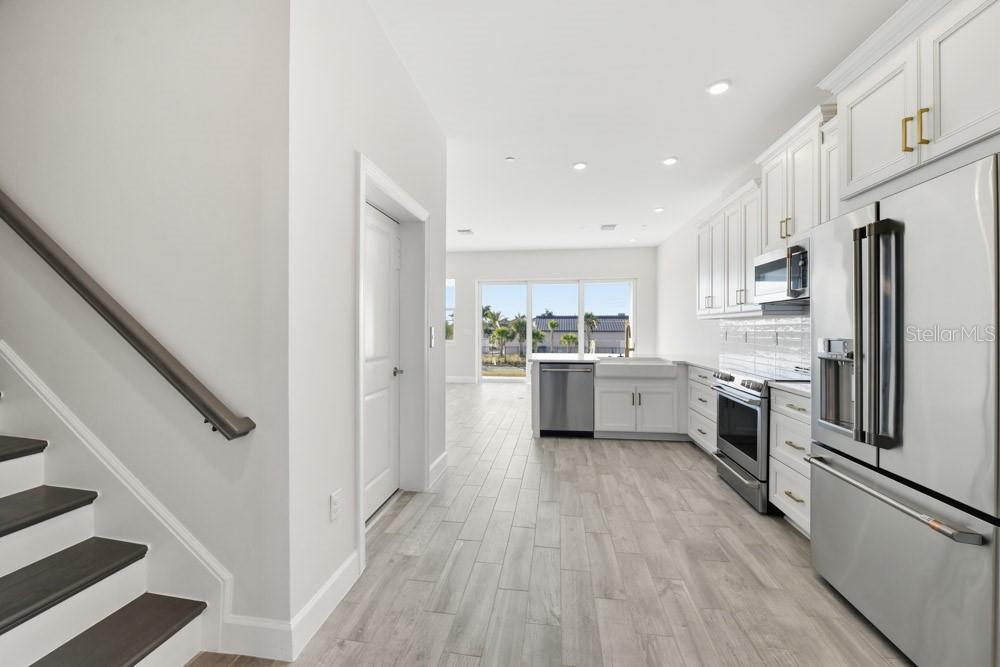 1620 SEA HAVEN DR #404, PUNTA GORDA, FL, 33950