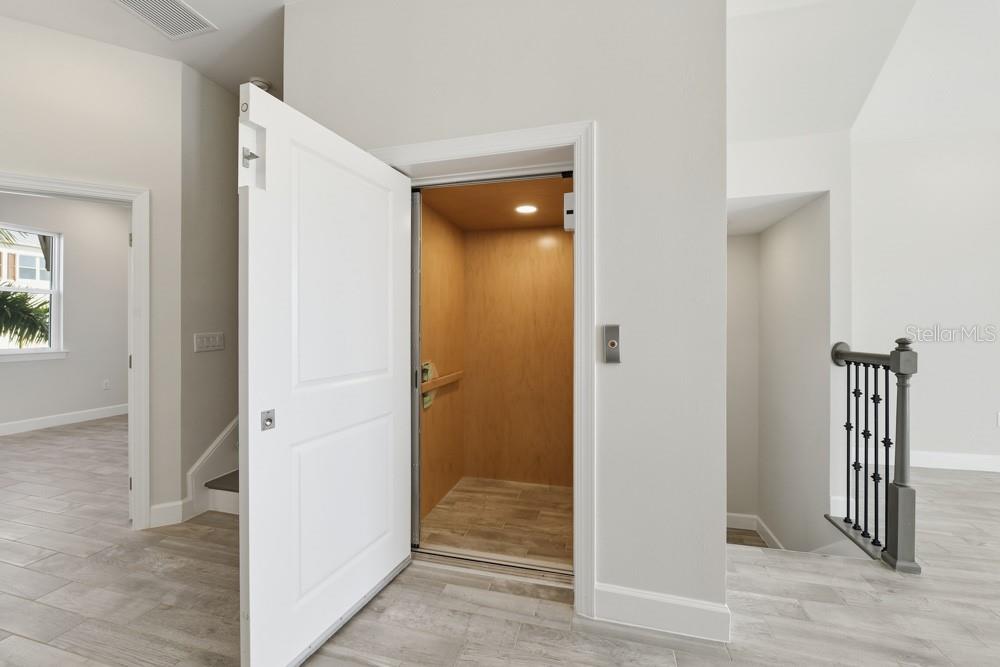 1620 SEA HAVEN DR #404, PUNTA GORDA, FL, 33950