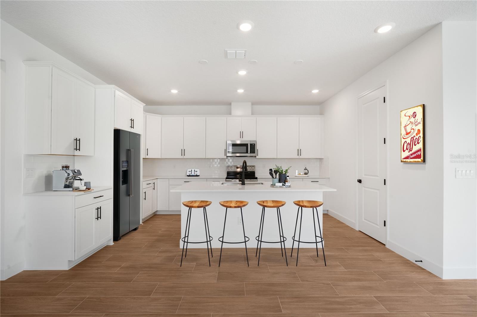 9143 PLAYERS DR, WEEKI WACHEE, FL, 34613