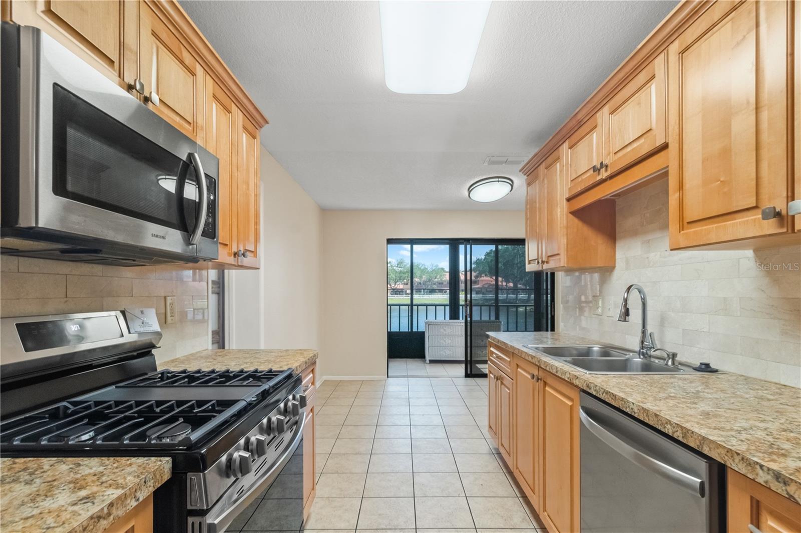 8199 TERRACE GARDEN DR N #109, ST PETERSBURG, FL, 33709