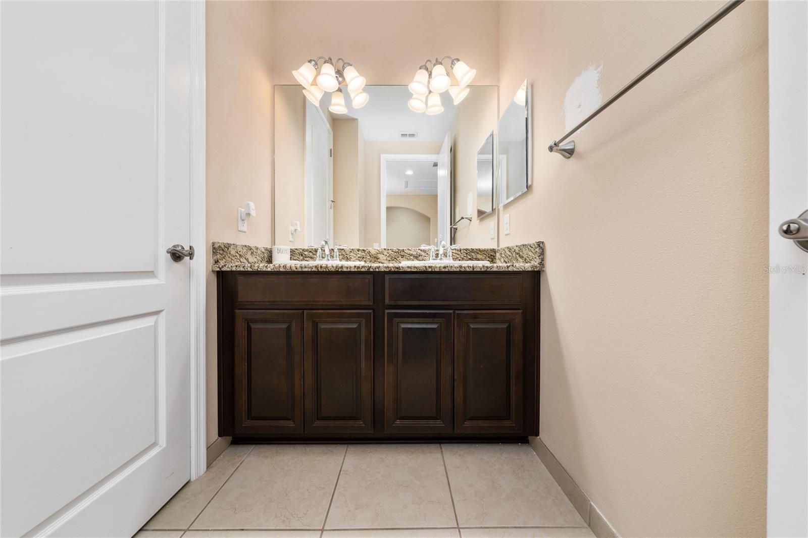 8036 PRESTBURY DR, ORLANDO, FL, 32832