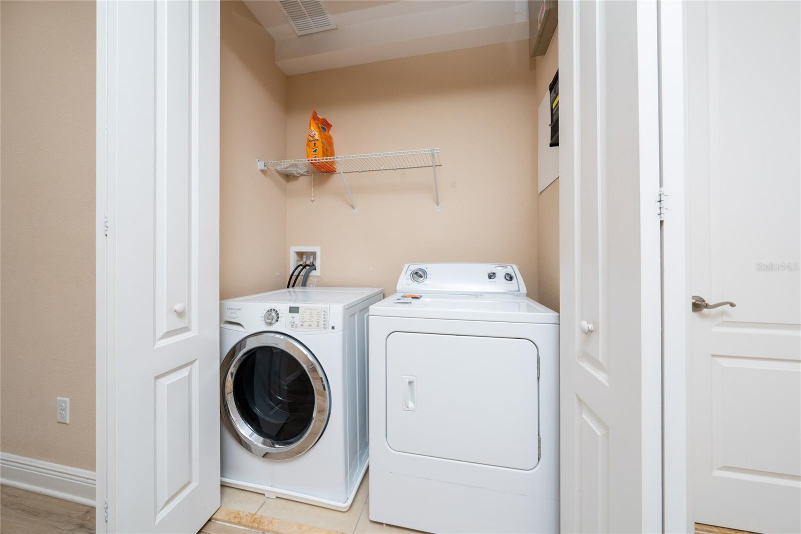 8036 PRESTBURY DR, ORLANDO, FL, 32832