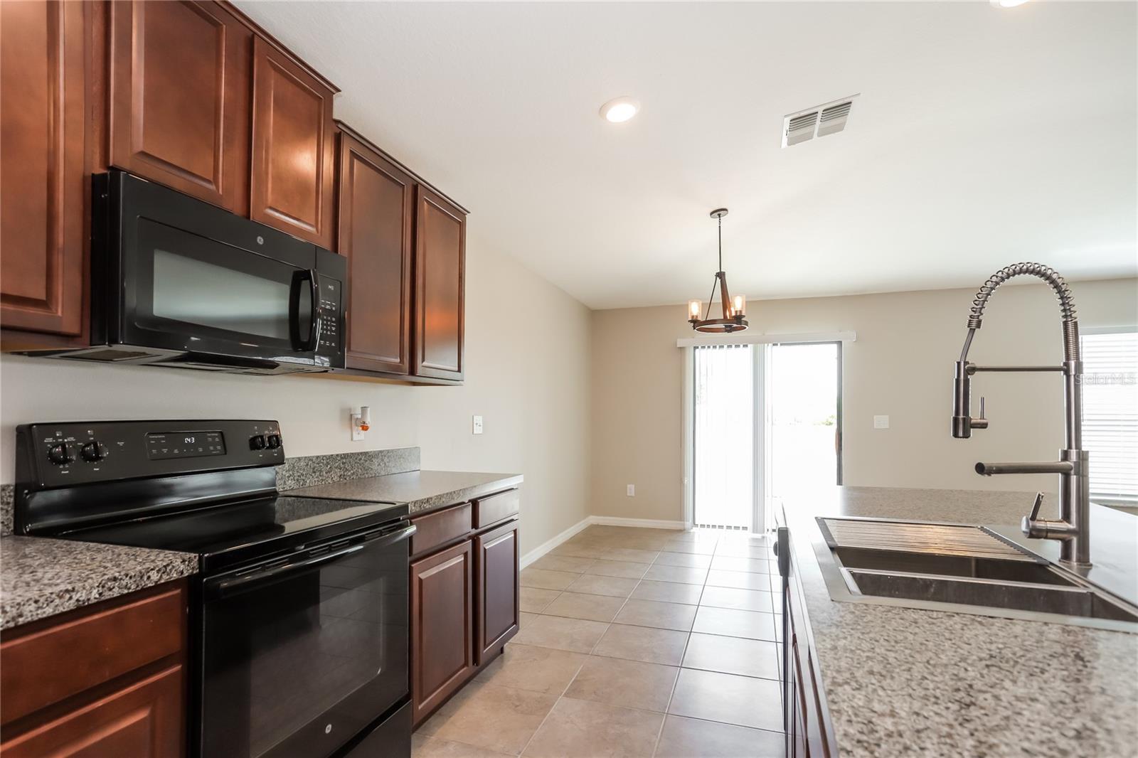 10204 CARLOWAY HILLS DR, WIMAUMA, FL, 33598