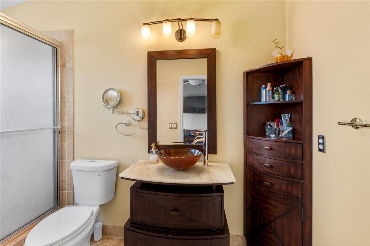 11260 KAPOK GRAND CIR, MADEIRA BEACH, FL, 33708