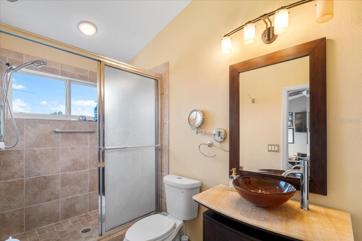 11260 KAPOK GRAND CIR, MADEIRA BEACH, FL, 33708