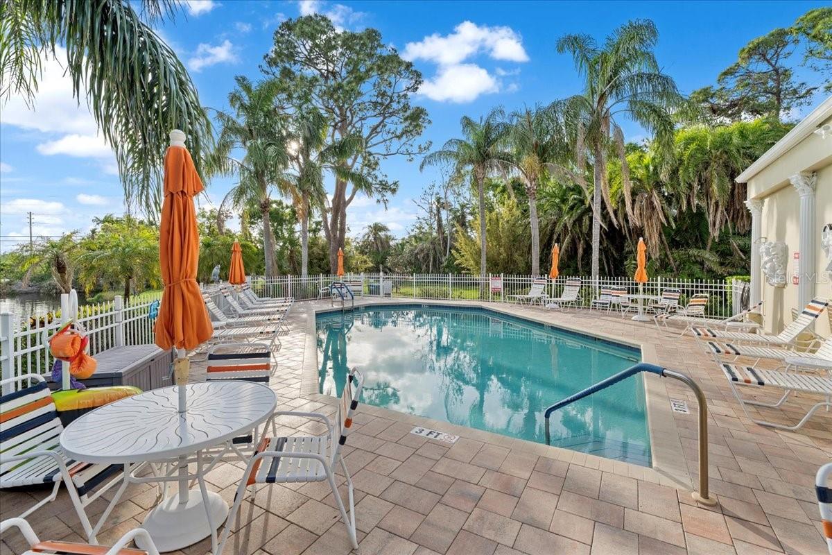 11260 KAPOK GRAND CIR, MADEIRA BEACH, FL, 33708