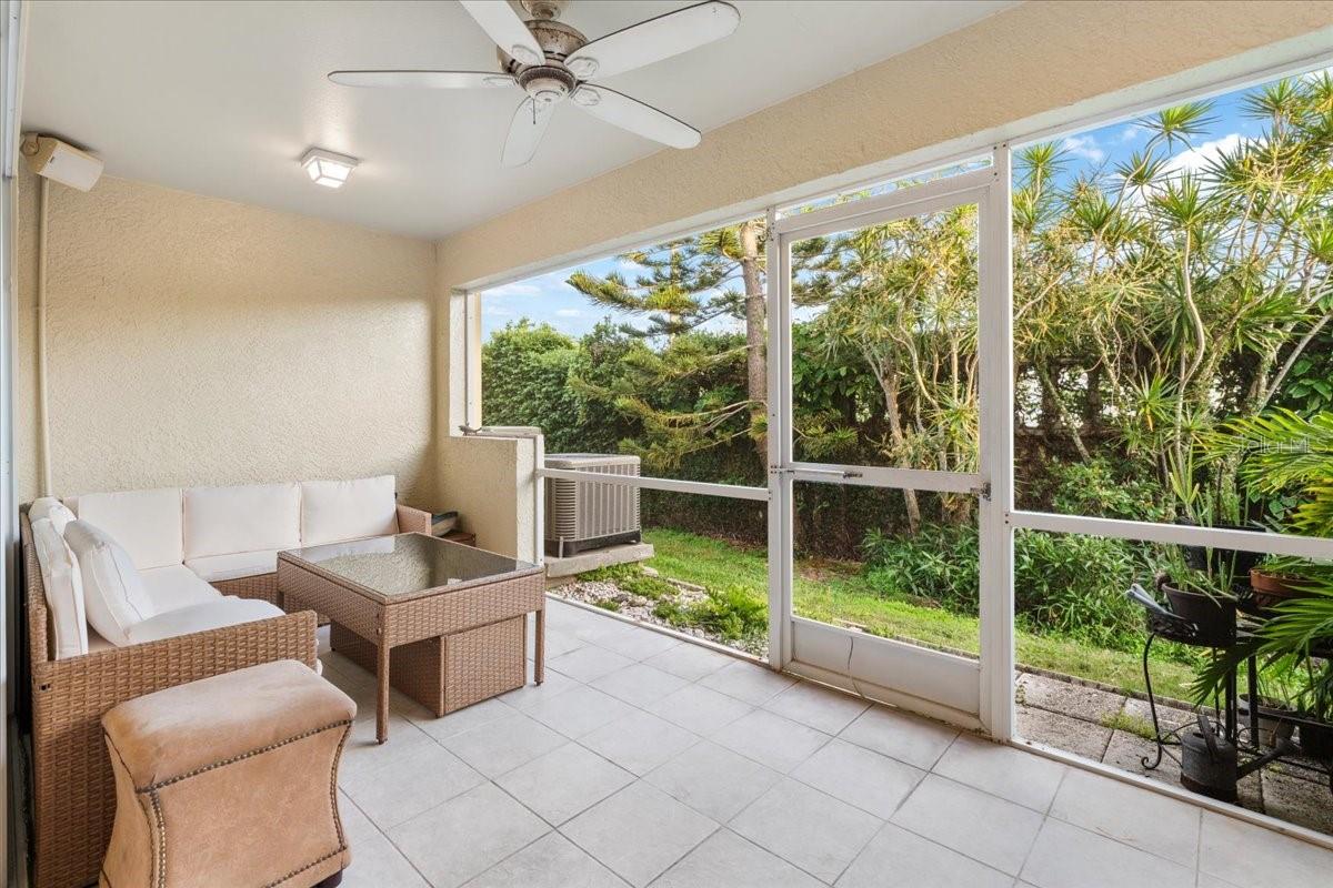 11260 KAPOK GRAND CIR, MADEIRA BEACH, FL, 33708