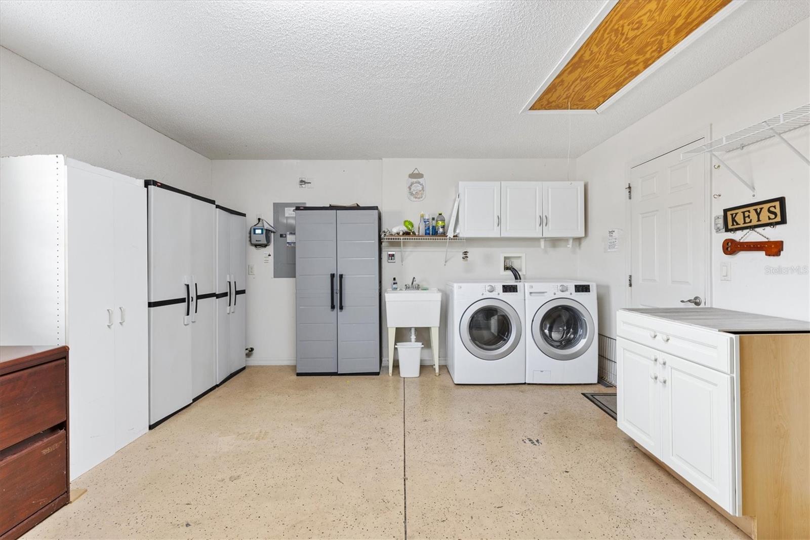 1536 BARNWELL PL, THE VILLAGES, FL, 32162