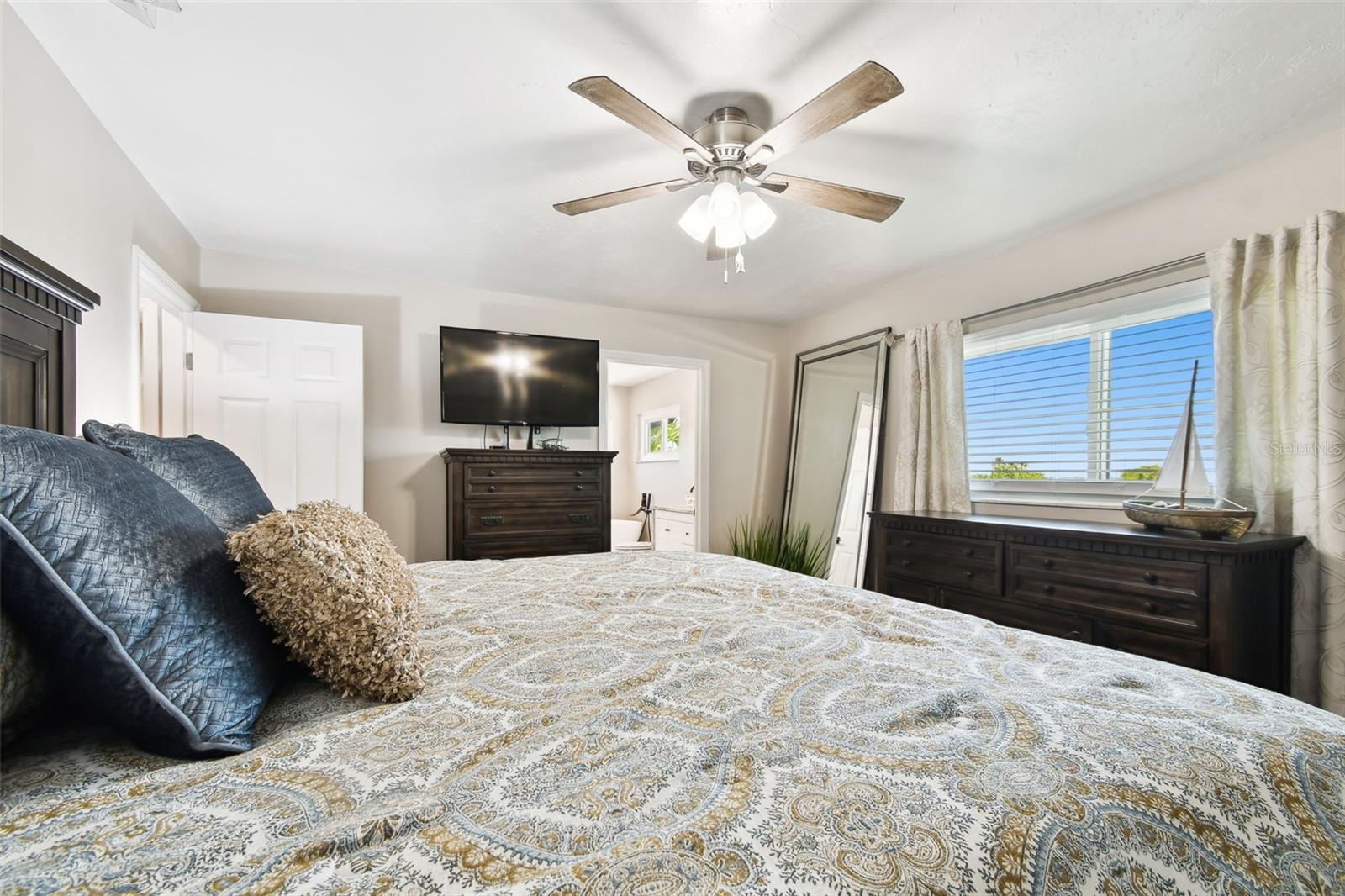 3009 7TH AVENUE CIR E, BRADENTON, FL, 34208