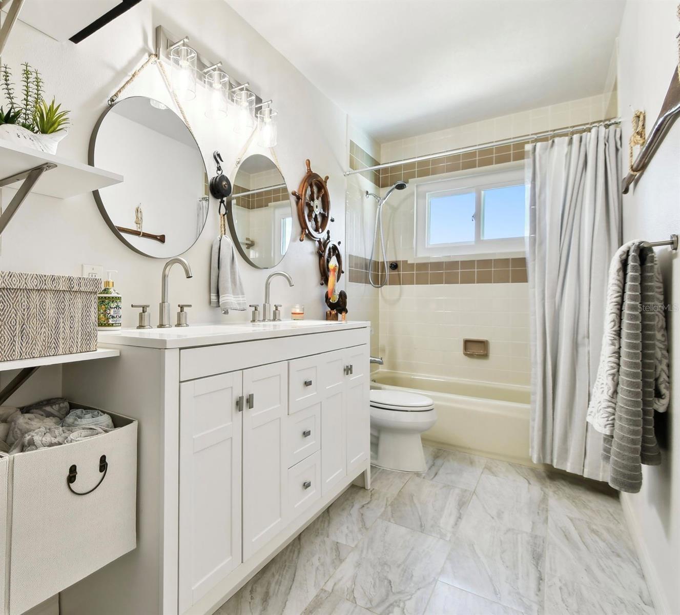 3009 7TH AVENUE CIR E, BRADENTON, FL, 34208