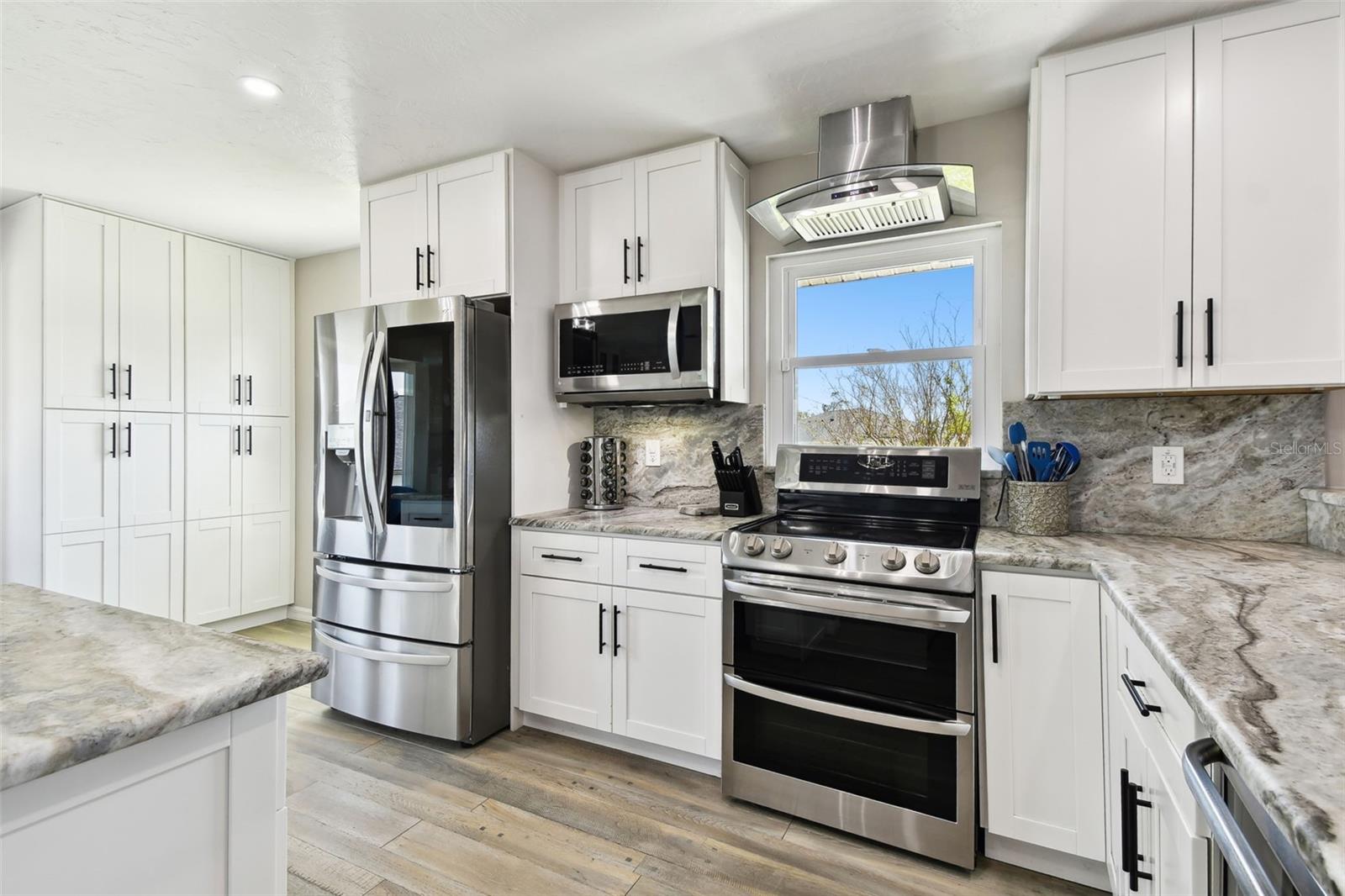 3009 7TH AVENUE CIR E, BRADENTON, FL, 34208