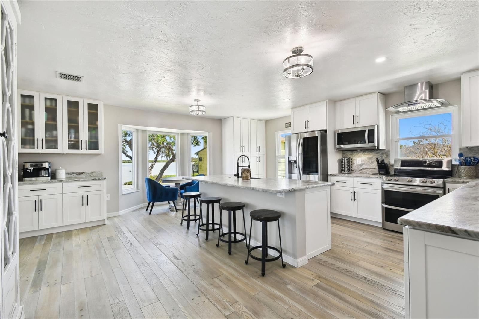 3009 7TH AVENUE CIR E, BRADENTON, FL, 34208