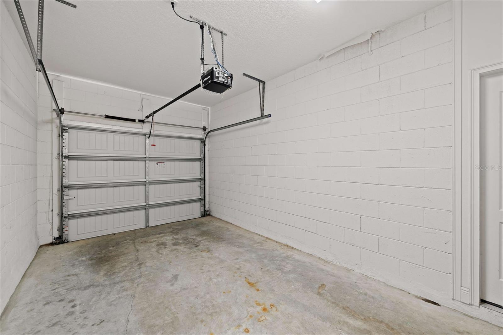 8091 BROOKSVILLE DR, DAVENPORT, FL, 33896