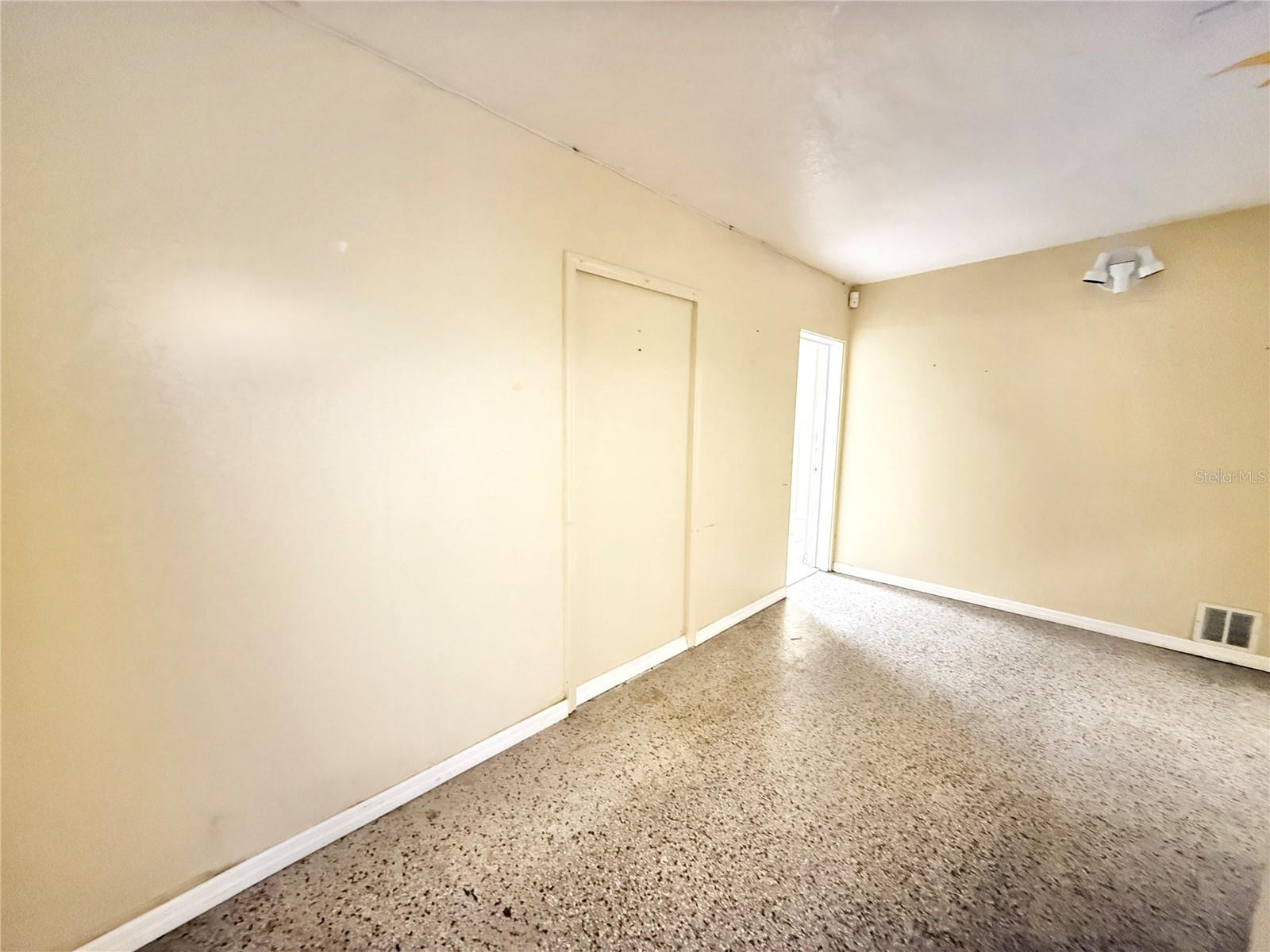 2720 W VINE ST, KISSIMMEE, FL, 34741