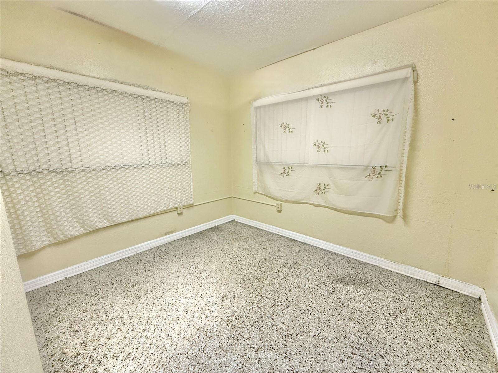 2720 W VINE ST, KISSIMMEE, FL, 34741