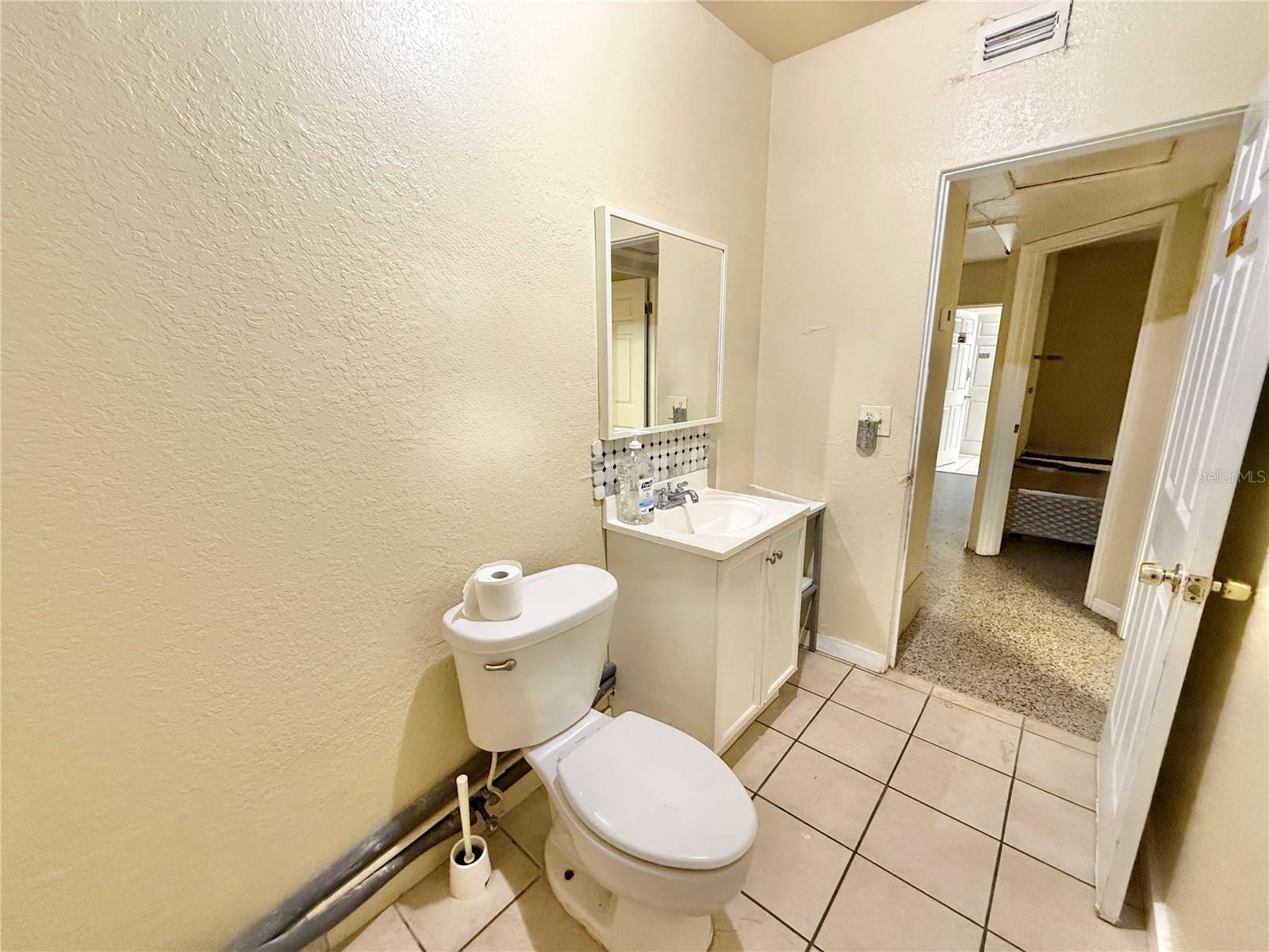 2720 W VINE ST, KISSIMMEE, FL, 34741