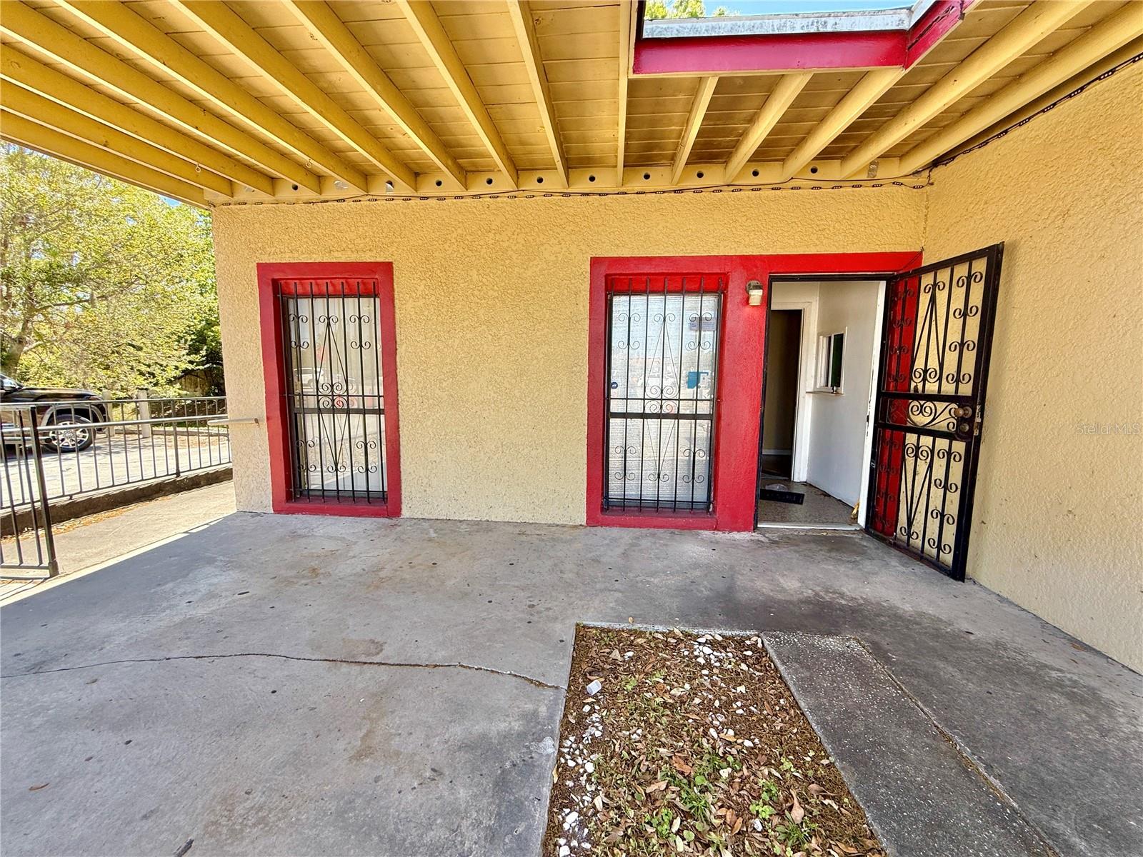 2720 W VINE ST, KISSIMMEE, FL, 34741