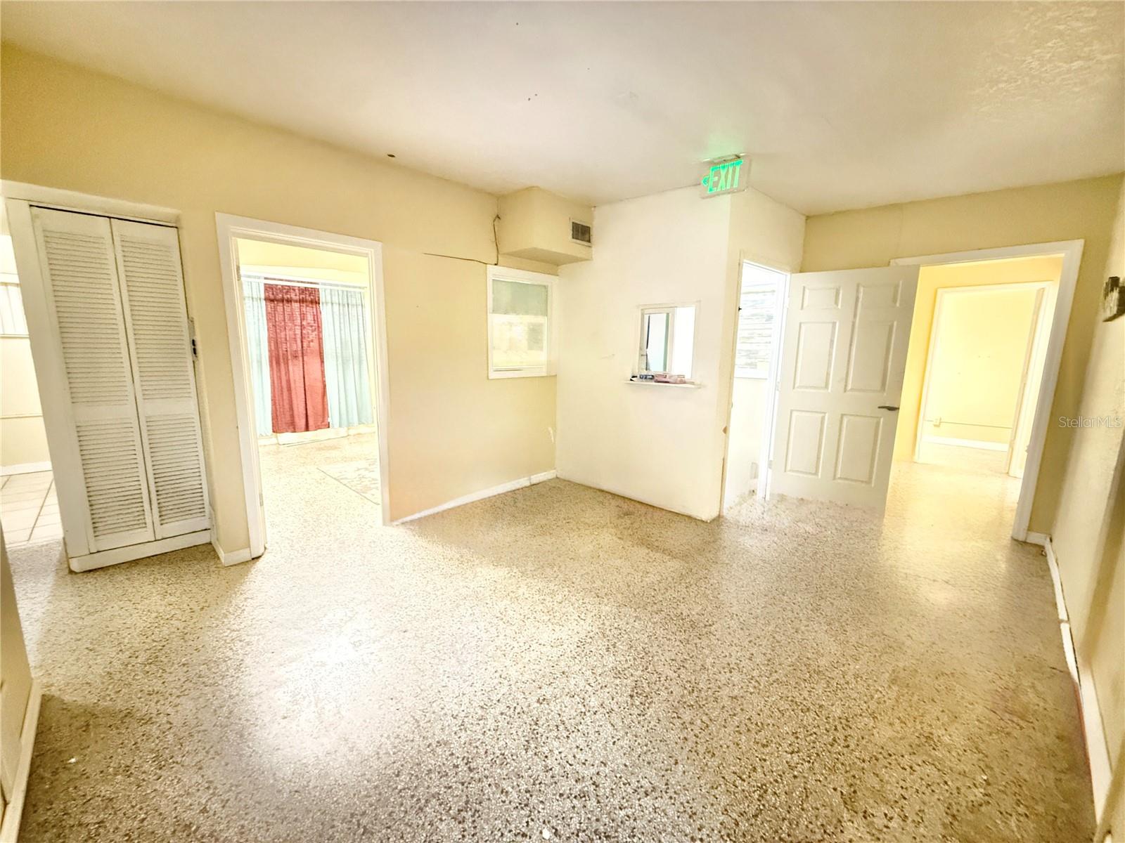 2720 W VINE ST, KISSIMMEE, FL, 34741