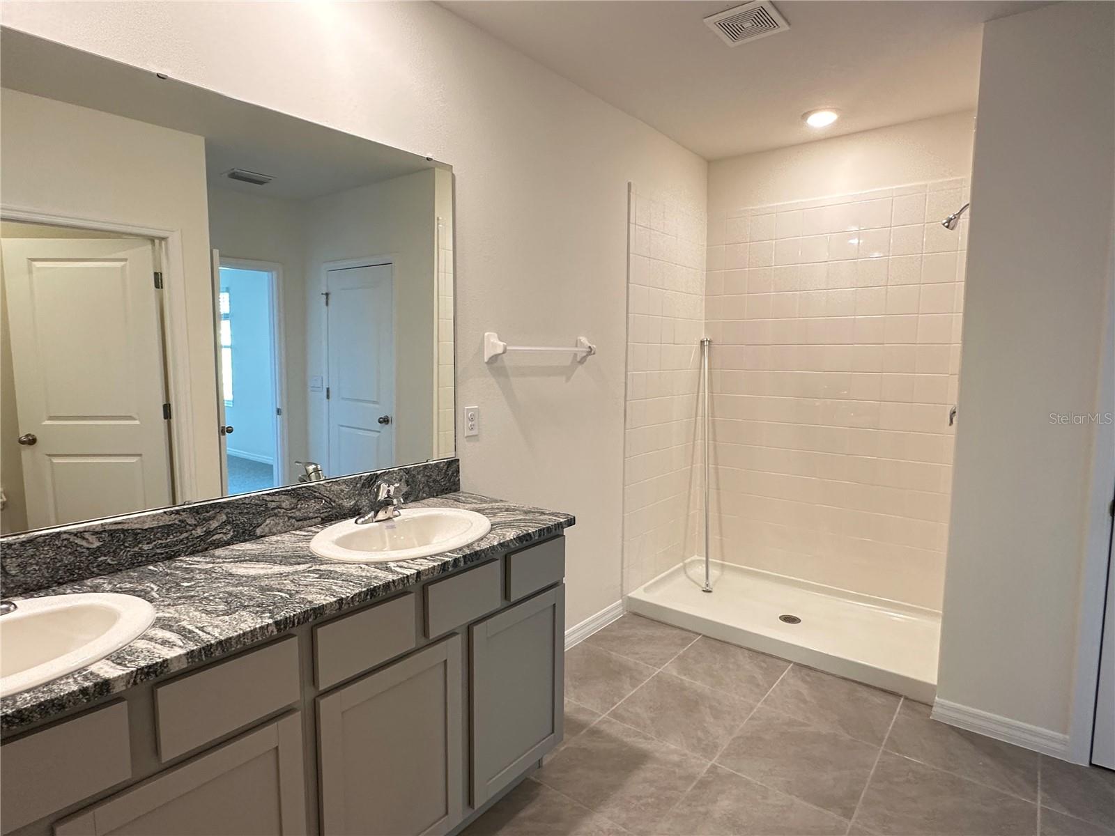 8286 HARDY BAY LOOP, WESLEY CHAPEL, FL, 33545