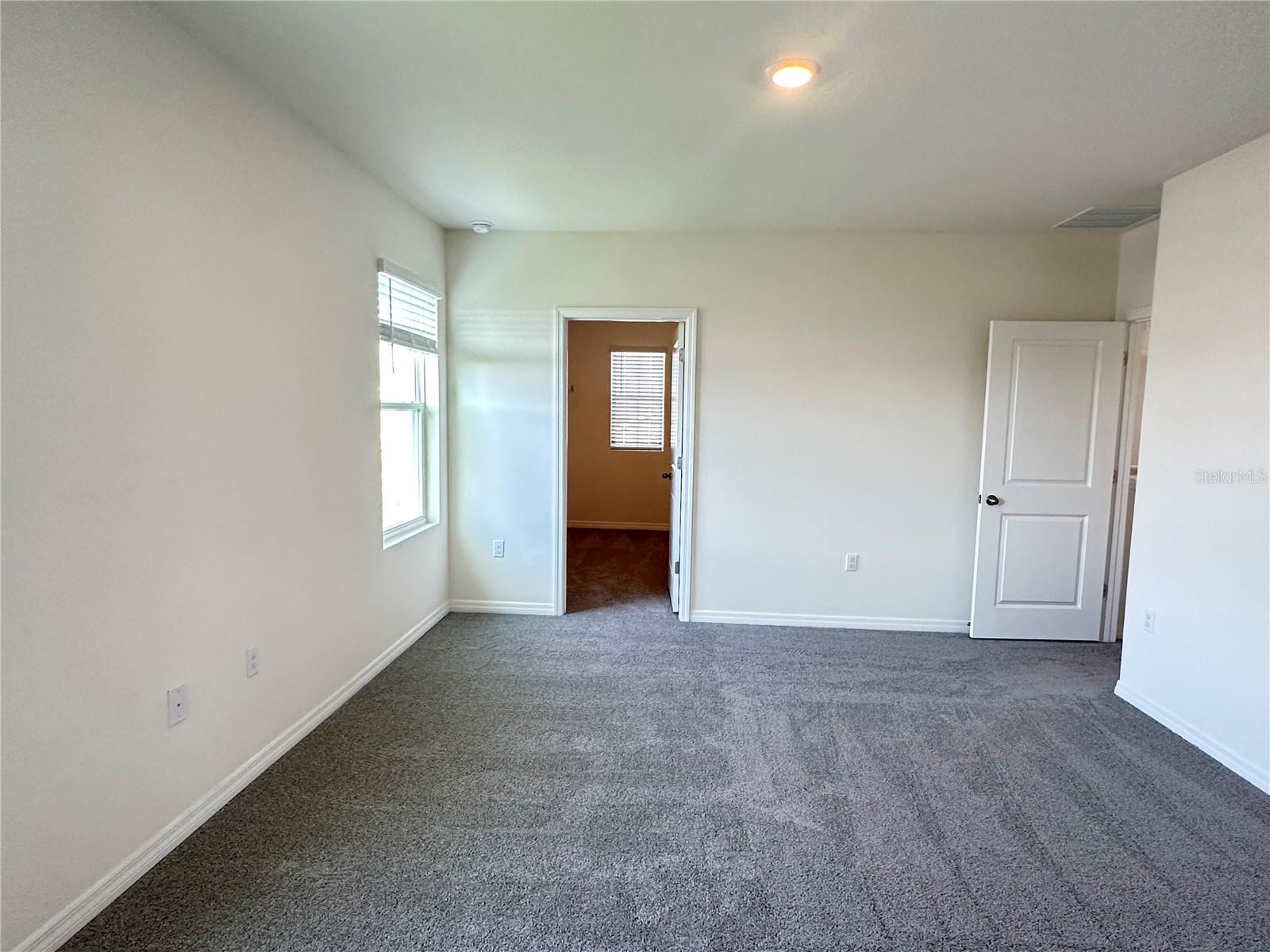 8286 HARDY BAY LOOP, WESLEY CHAPEL, FL, 33545