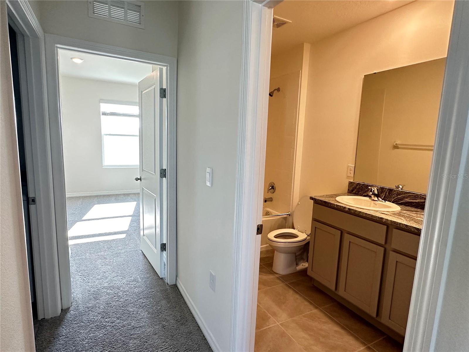 8286 HARDY BAY LOOP, WESLEY CHAPEL, FL, 33545