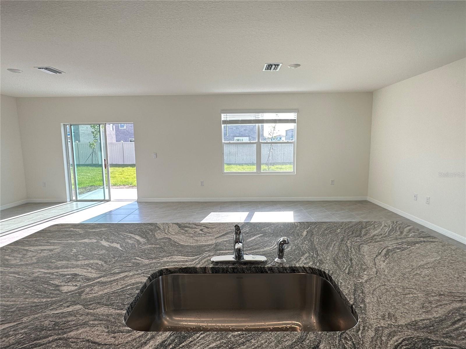 8286 HARDY BAY LOOP, WESLEY CHAPEL, FL, 33545