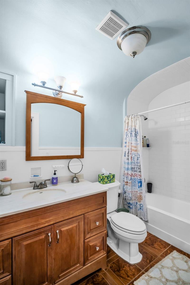 1226 SERPENTINE DR S, ST PETERSBURG, FL, 33705