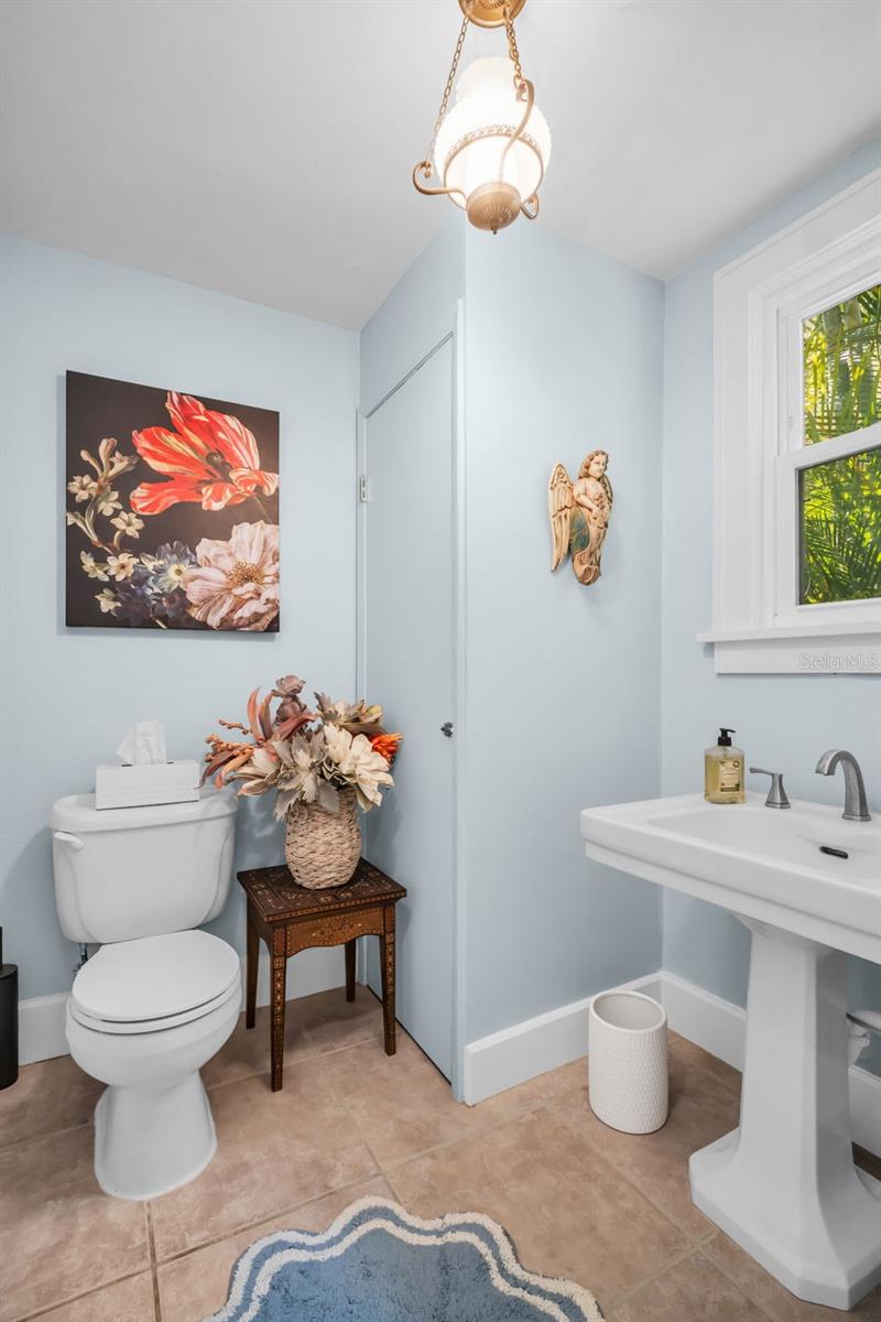 1226 SERPENTINE DR S, ST PETERSBURG, FL, 33705