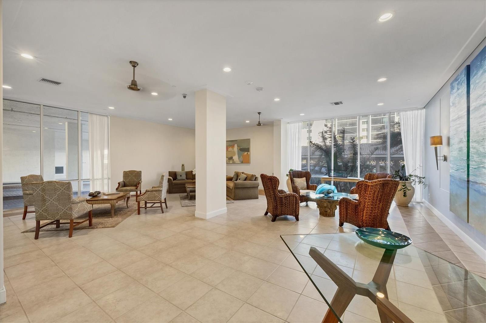 1212 BENJAMIN FRANKLIN DR #708, SARASOTA, FL, 34236