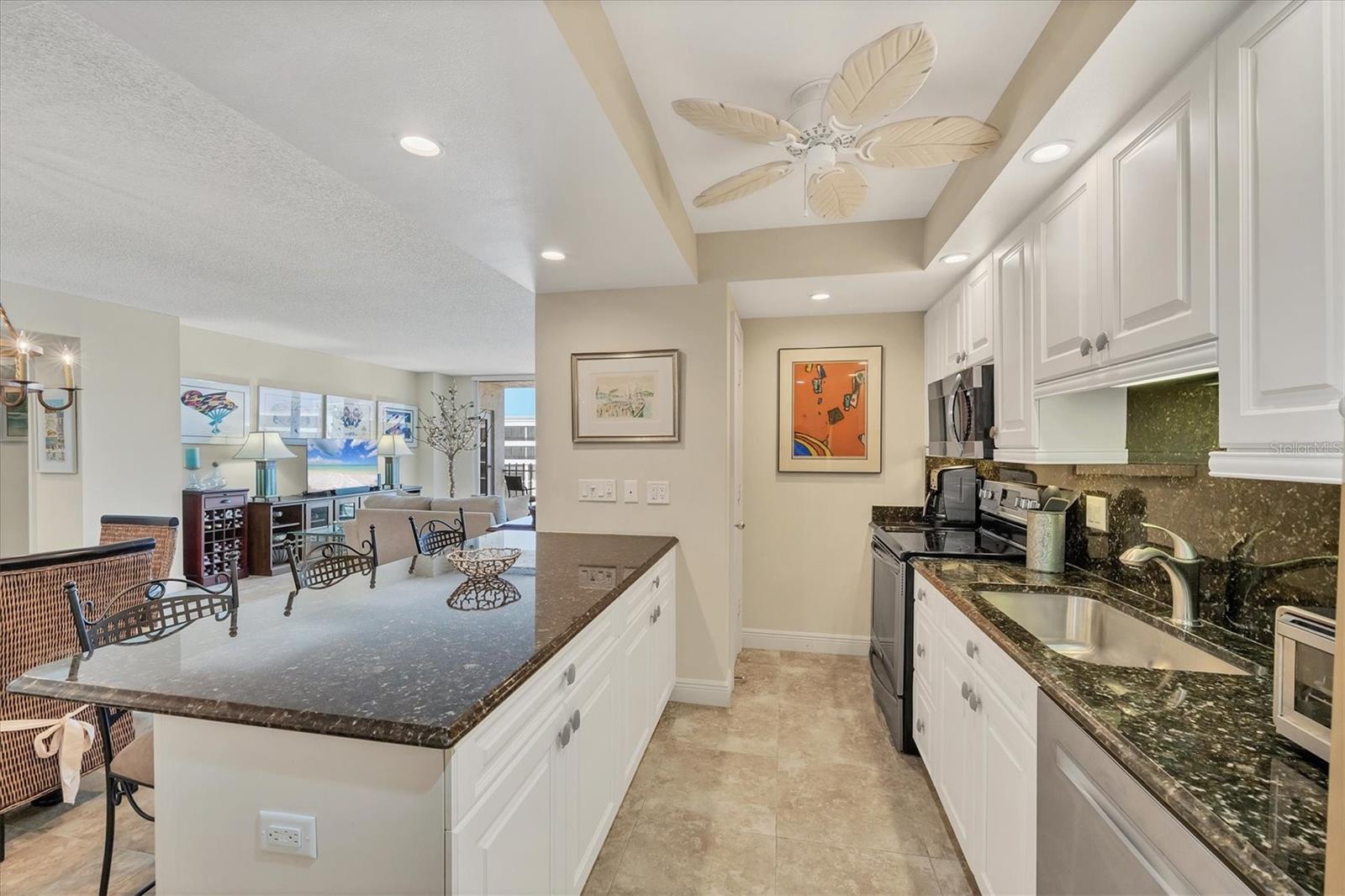 1212 BENJAMIN FRANKLIN DR #708, SARASOTA, FL, 34236