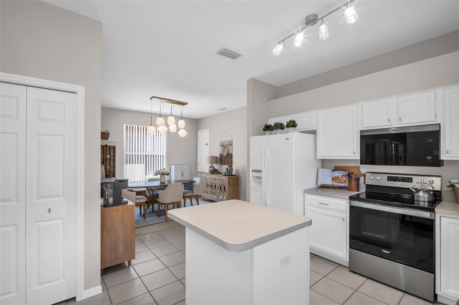 3885 TIMBER RIDGE CT, PALM HARBOR, FL, 34685