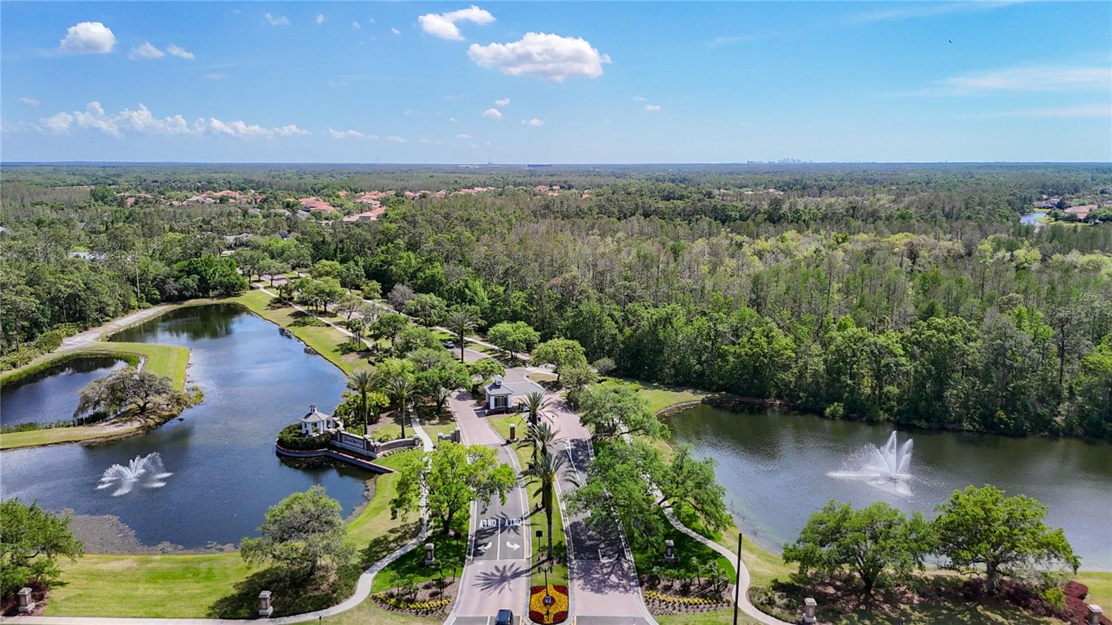 20104 OAK ALLEY DR, TAMPA, FL, 33647