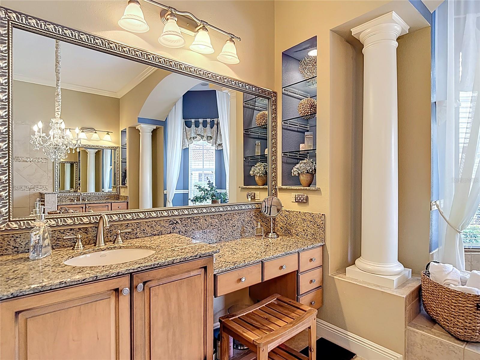 20104 OAK ALLEY DR, TAMPA, FL, 33647