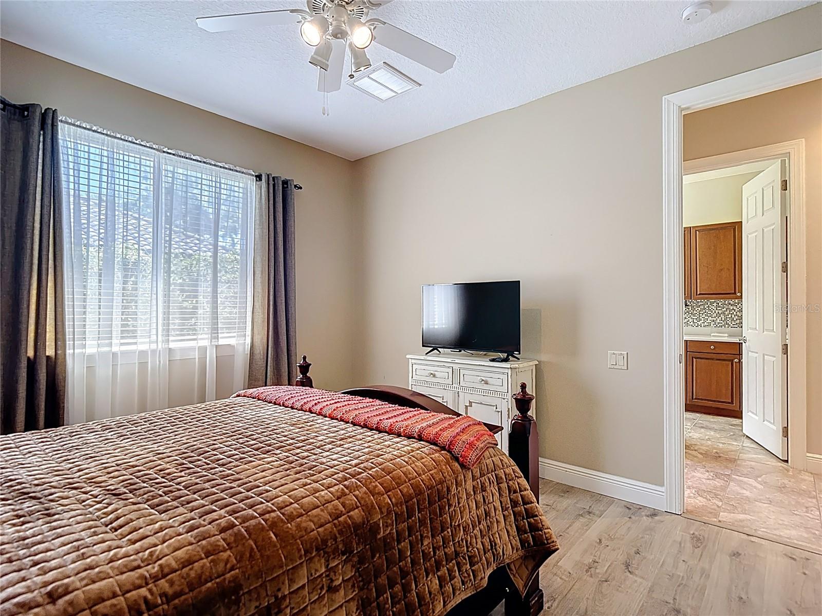 20104 OAK ALLEY DR, TAMPA, FL, 33647