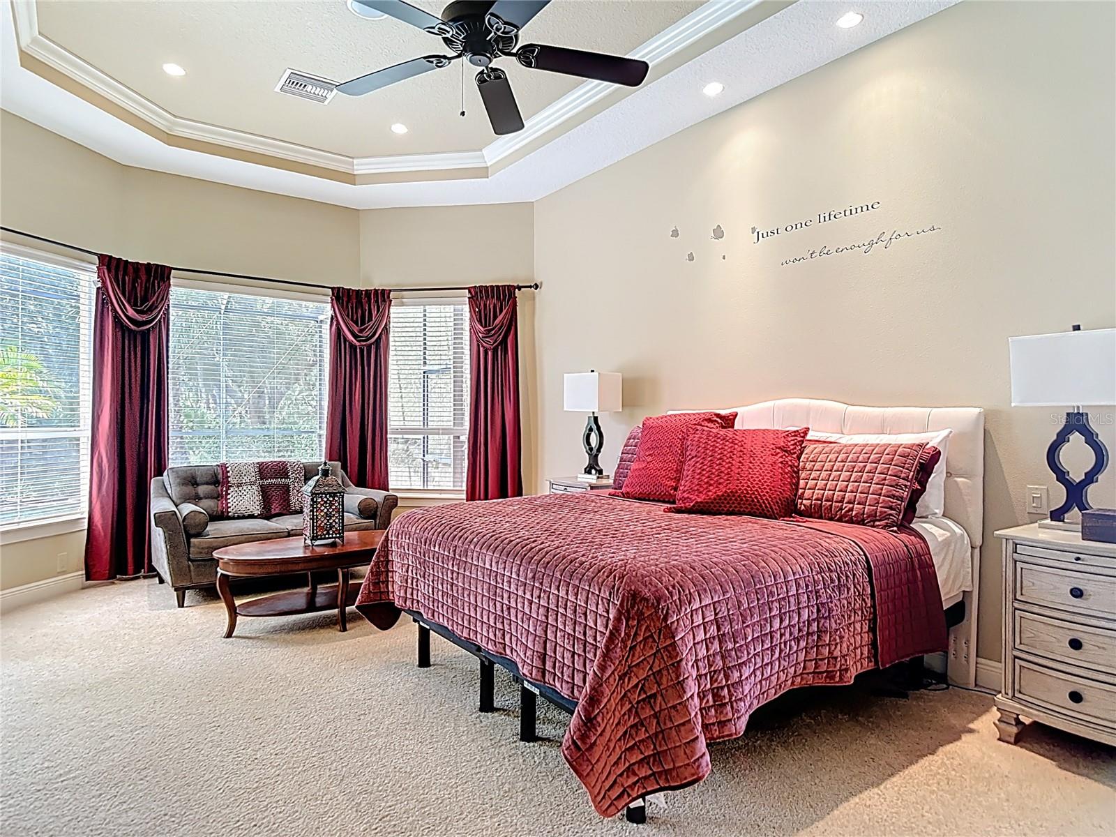 20104 OAK ALLEY DR, TAMPA, FL, 33647