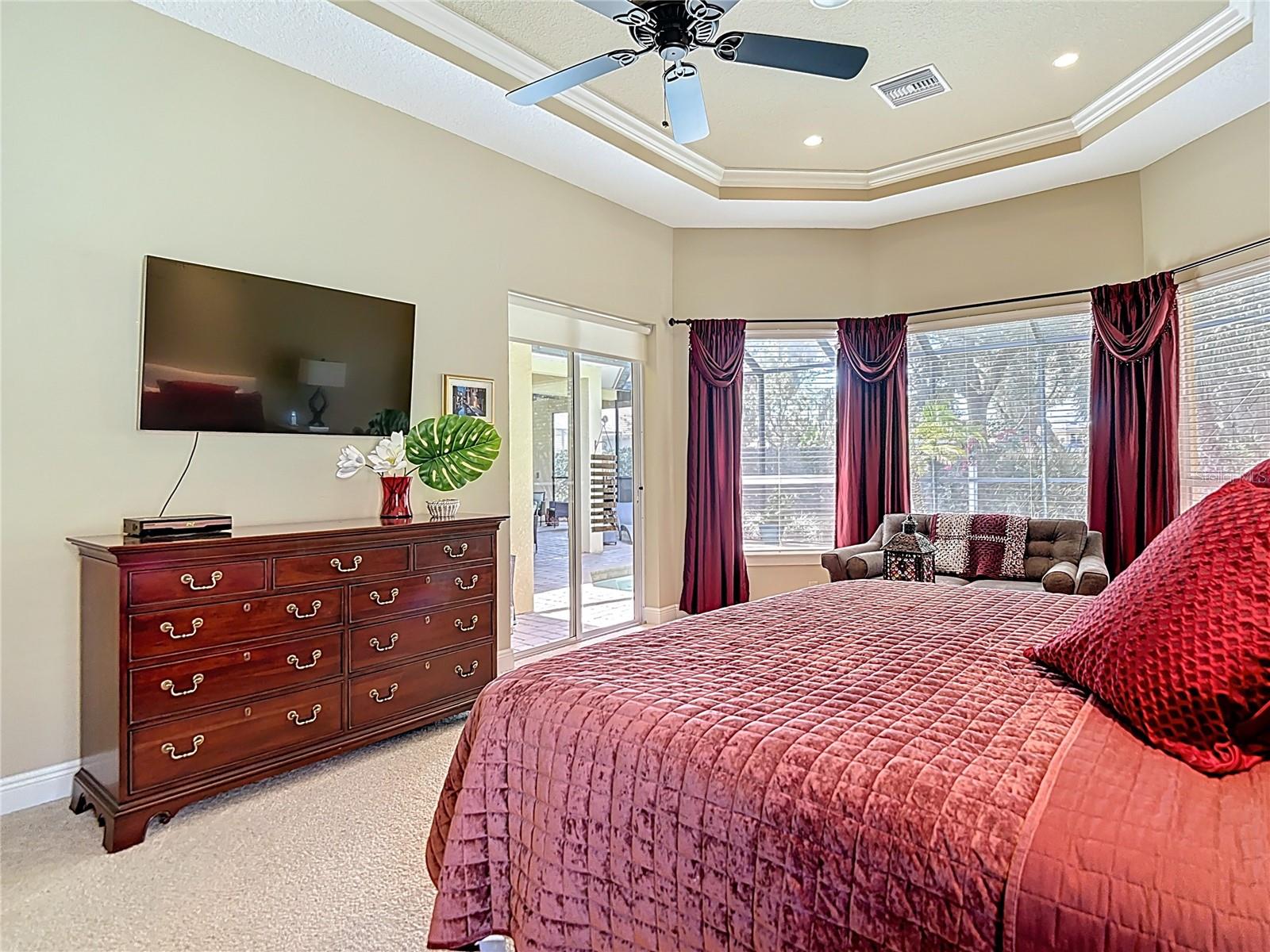 20104 OAK ALLEY DR, TAMPA, FL, 33647