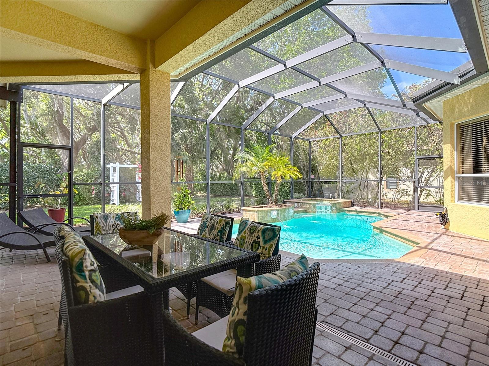 20104 OAK ALLEY DR, TAMPA, FL, 33647