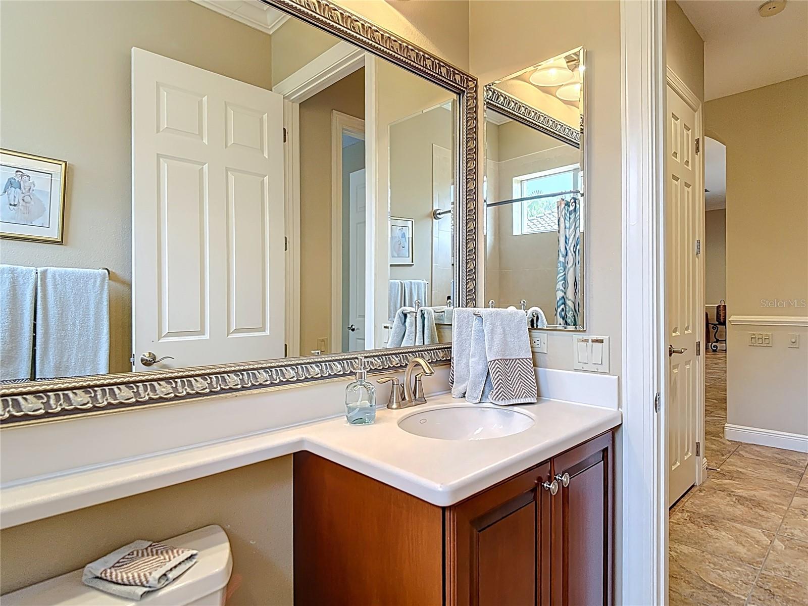 20104 OAK ALLEY DR, TAMPA, FL, 33647