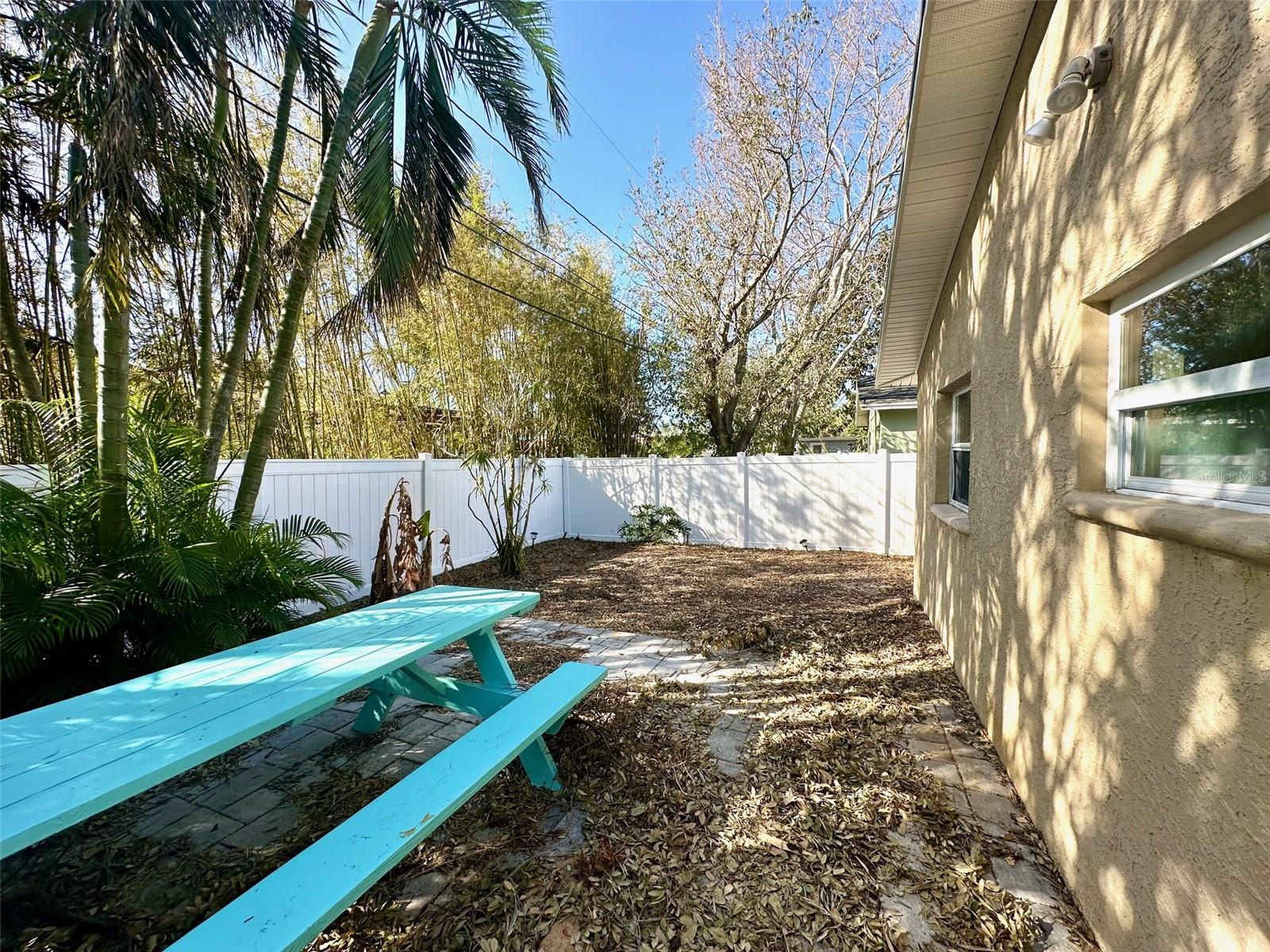 1818 MICHIGAN AVE NE, ST PETERSBURG, FL, 33703