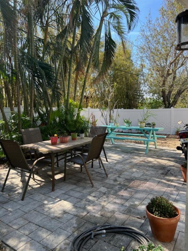 1818 MICHIGAN AVE NE, ST PETERSBURG, FL, 33703