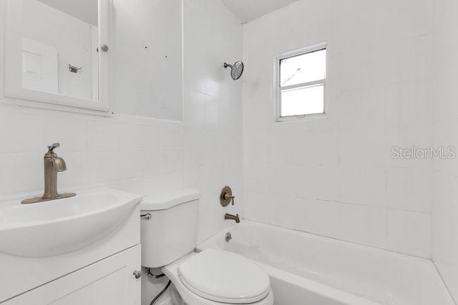 1025 COLYER ST #A/B, ORLANDO, FL, 32805