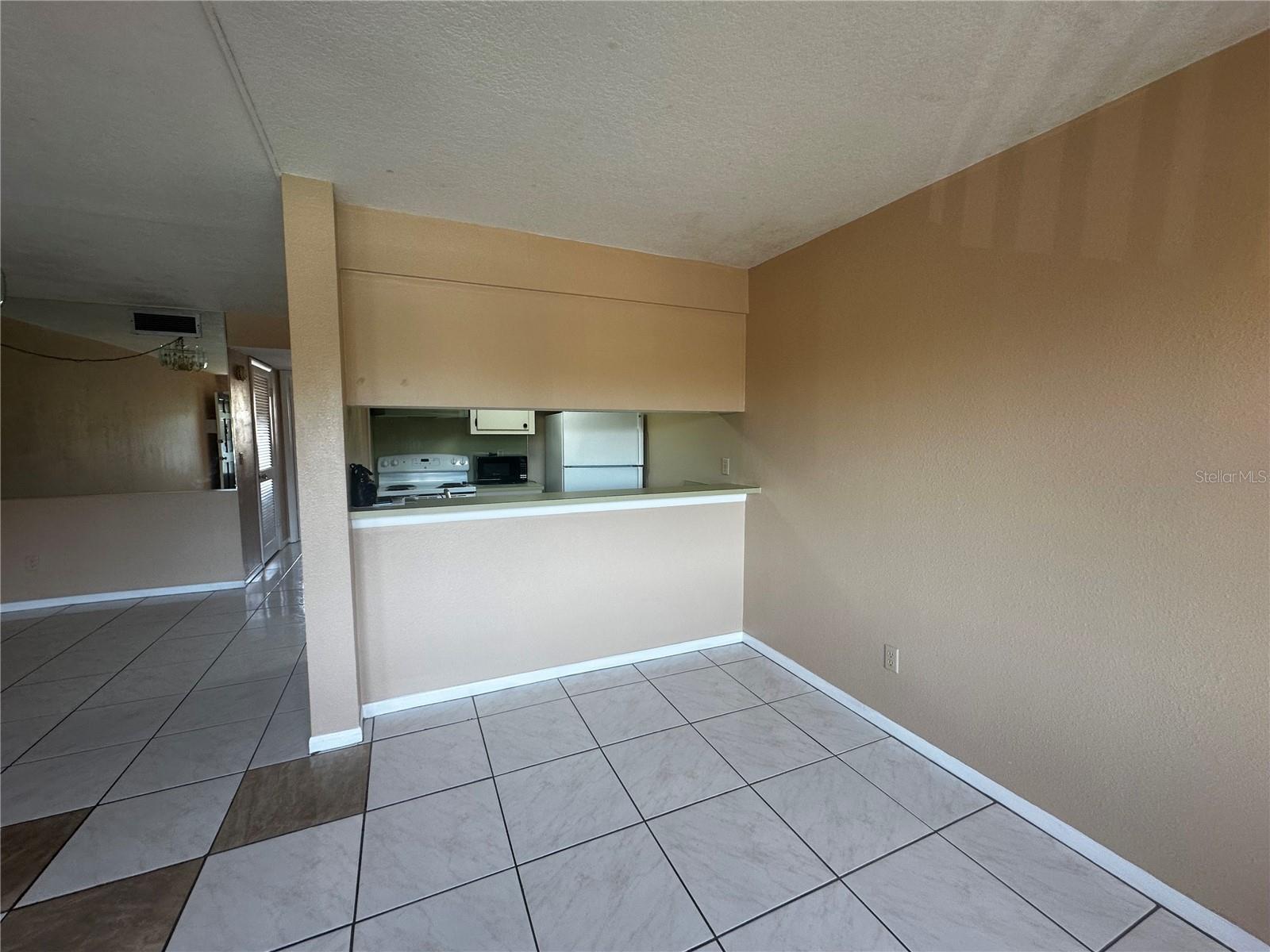 2525 W BAY DR #B22, LARGO, FL, 33770
