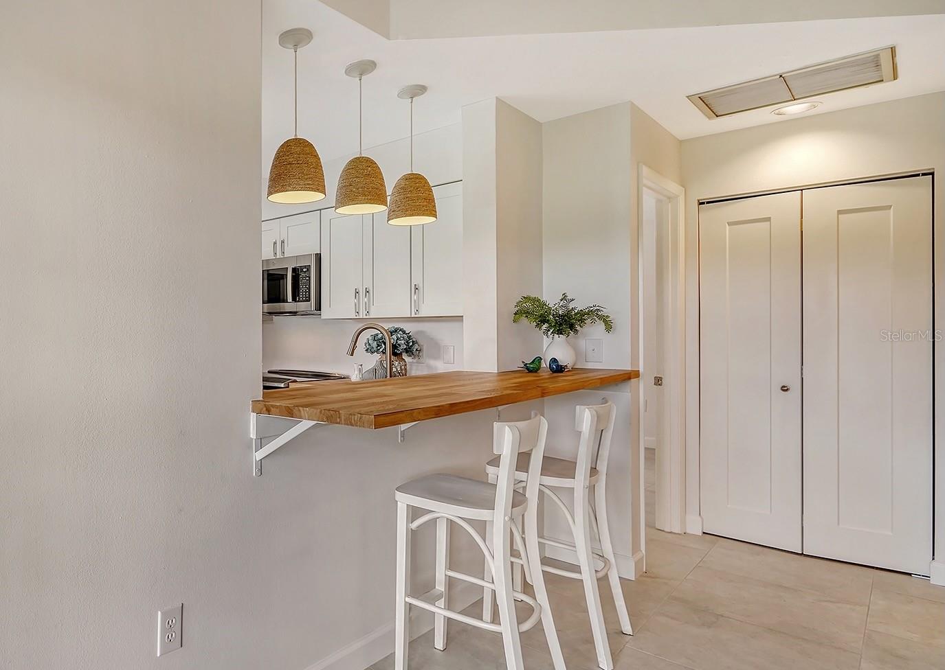 6467 CARRINGTON CIR #43, SARASOTA, FL, 34238