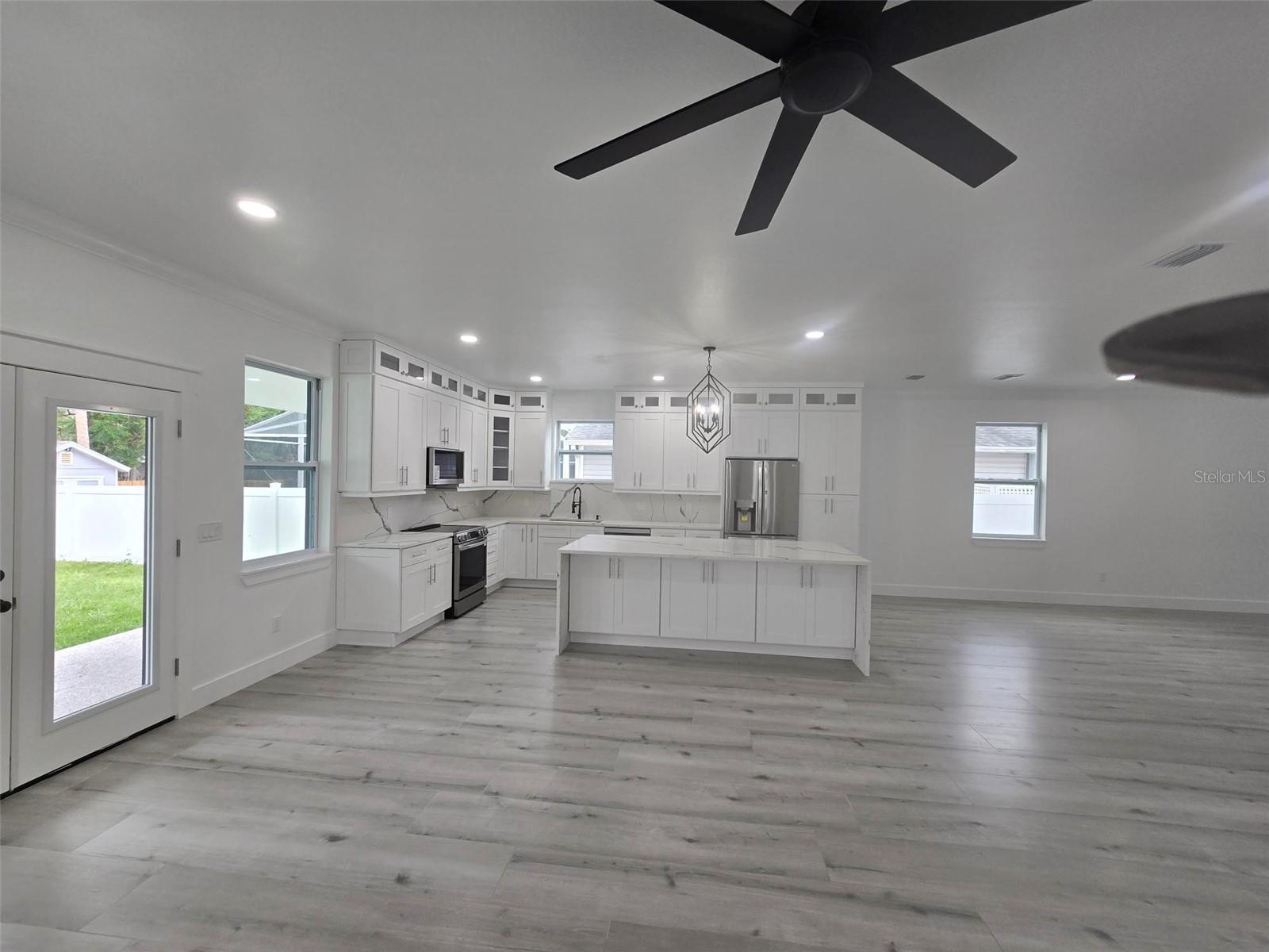 5730 66TH LN N, ST PETERSBURG, FL, 33709