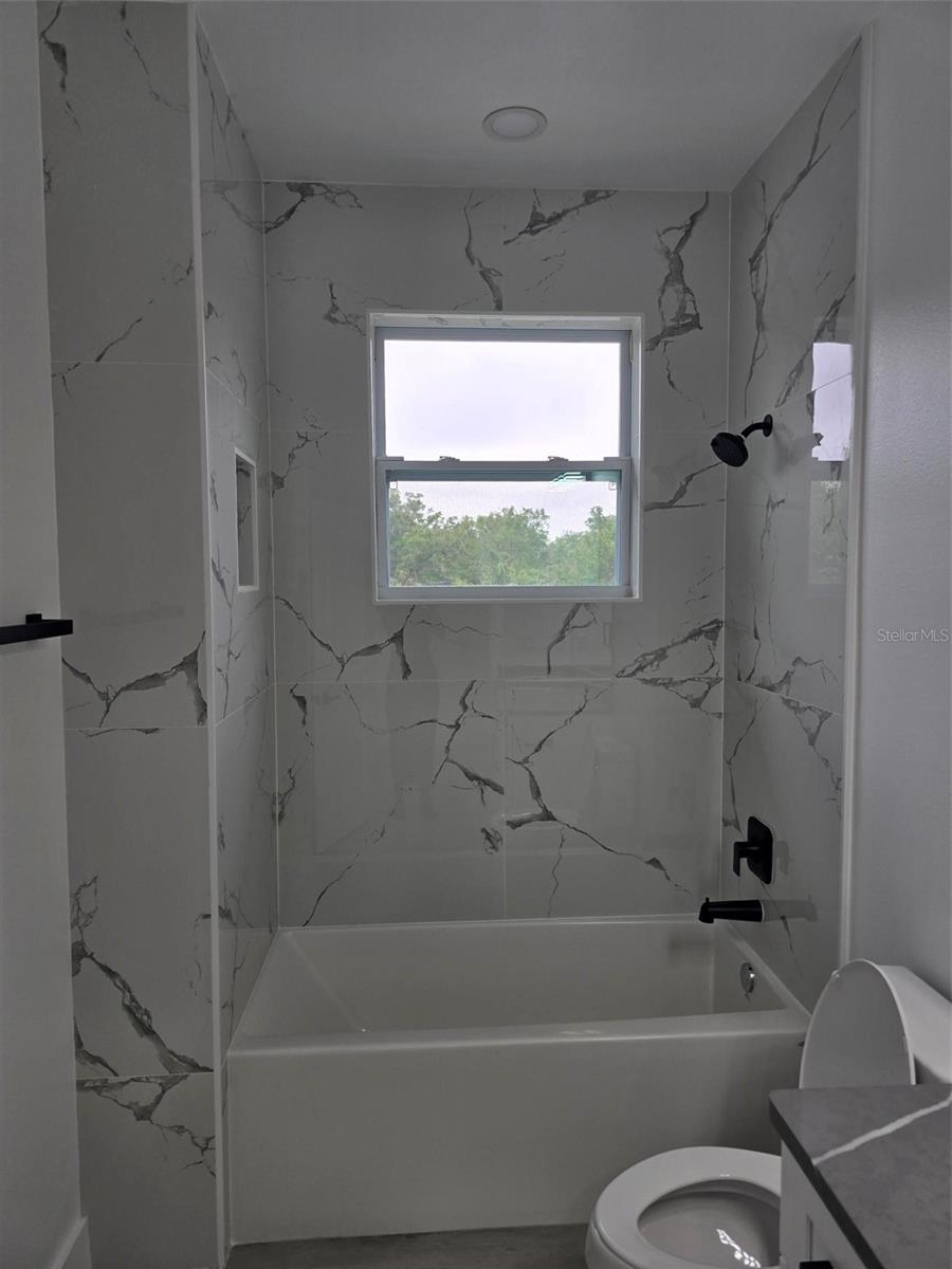 5730 66TH LN N, ST PETERSBURG, FL, 33709