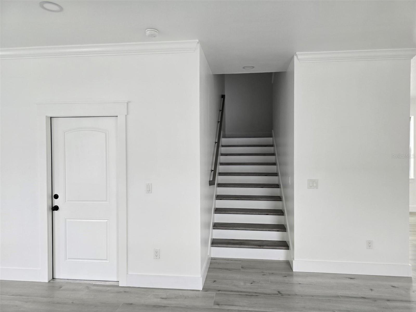 5730 66TH LN N, ST PETERSBURG, FL, 33709