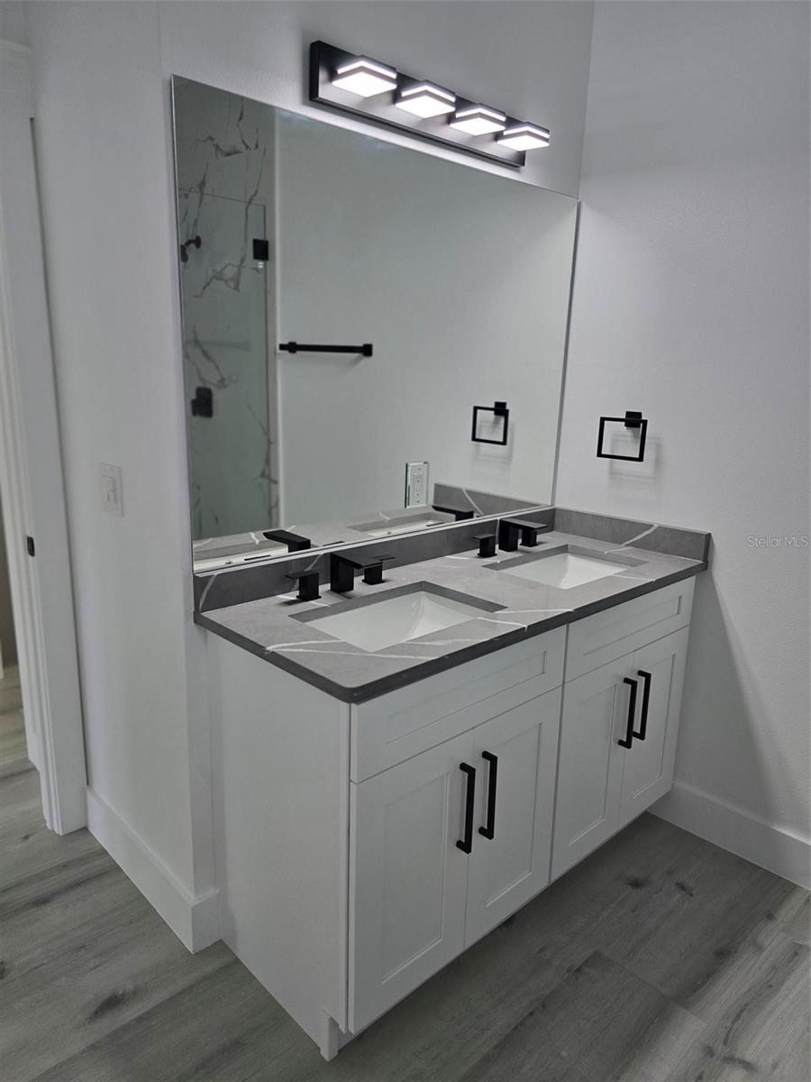 5730 66TH LN N, ST PETERSBURG, FL, 33709