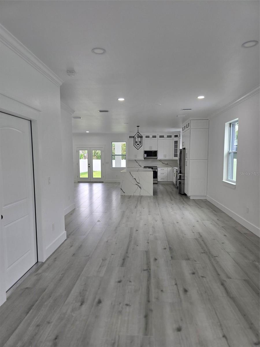 5730 66TH LN N, ST PETERSBURG, FL, 33709