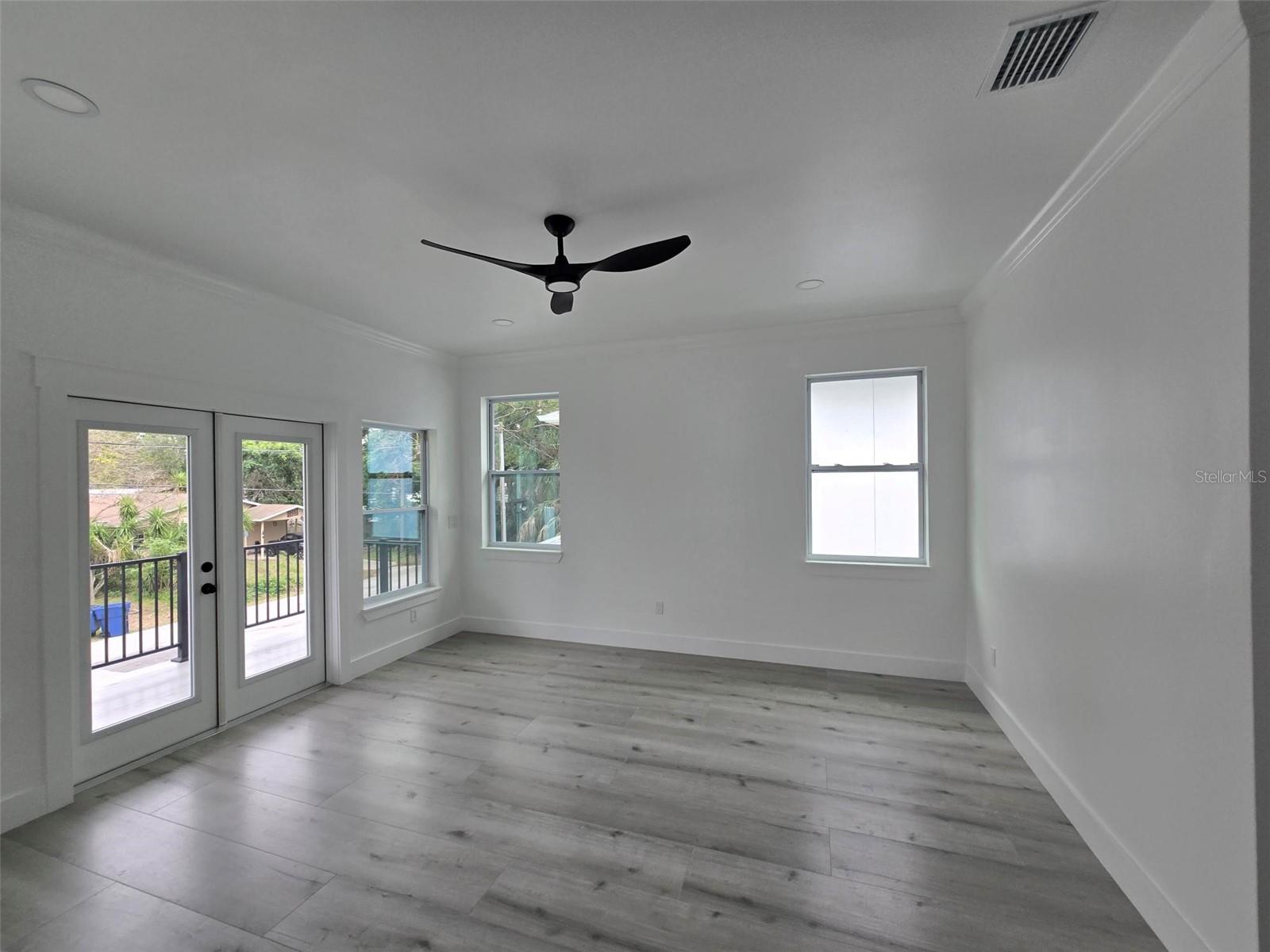 5730 66TH LN N, ST PETERSBURG, FL, 33709