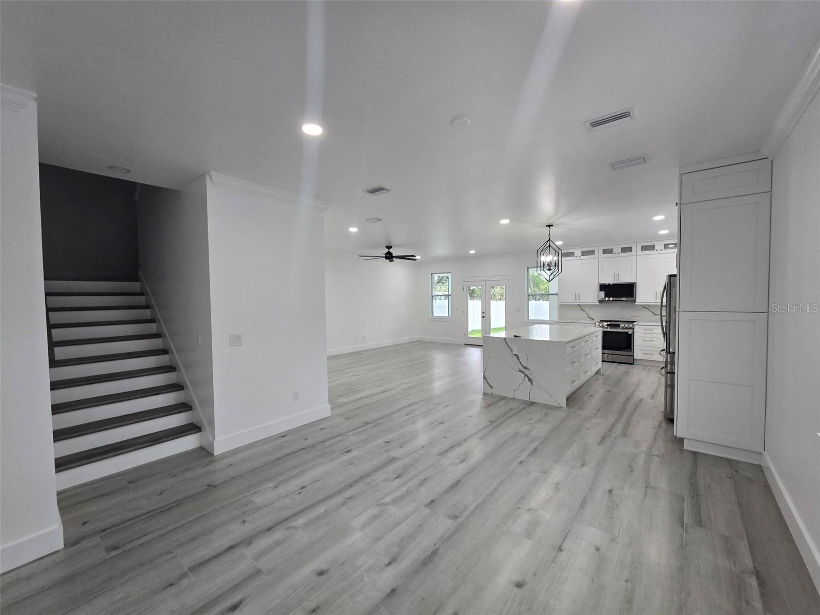 5730 66TH LN N, ST PETERSBURG, FL, 33709